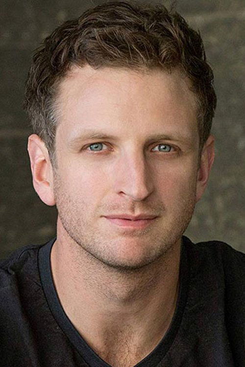 Porträt von Aaron Glenane