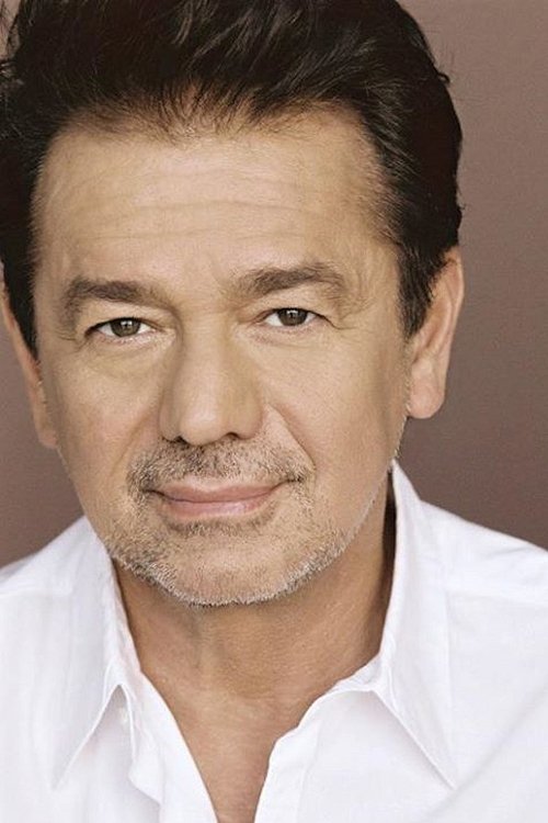 Porträt von Adrian Zmed