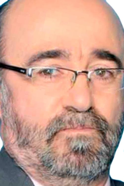 Porträt von Álex Angulo