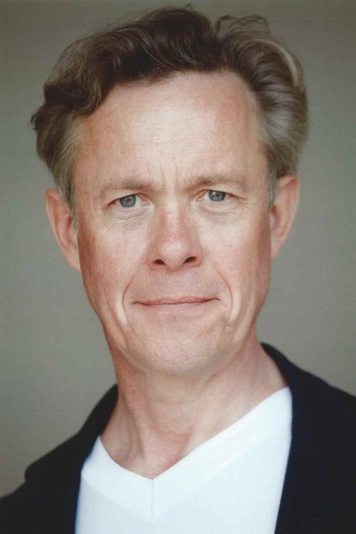 Porträt von Alex Jennings