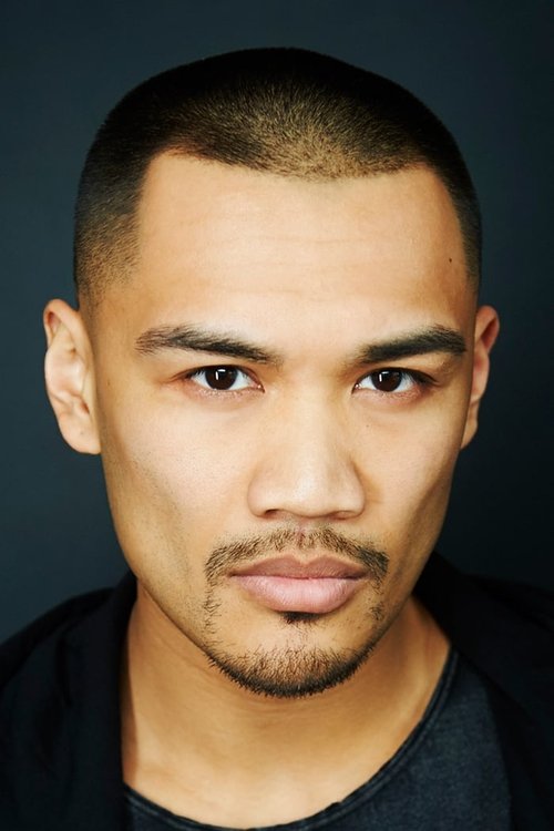 Porträt von Alex Mallari Jr.