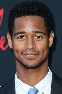 Porträt von Alfred Enoch