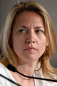 Porträt von Alice Girard