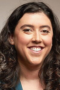 Porträt von Alison Klayman