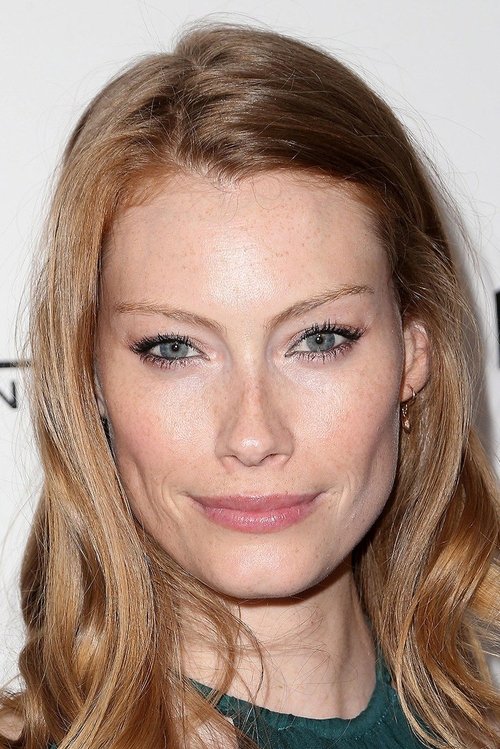 Porträt von Alyssa Sutherland