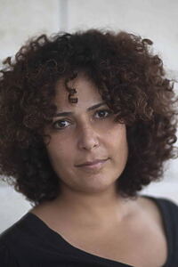 Porträt von Amber Fares
