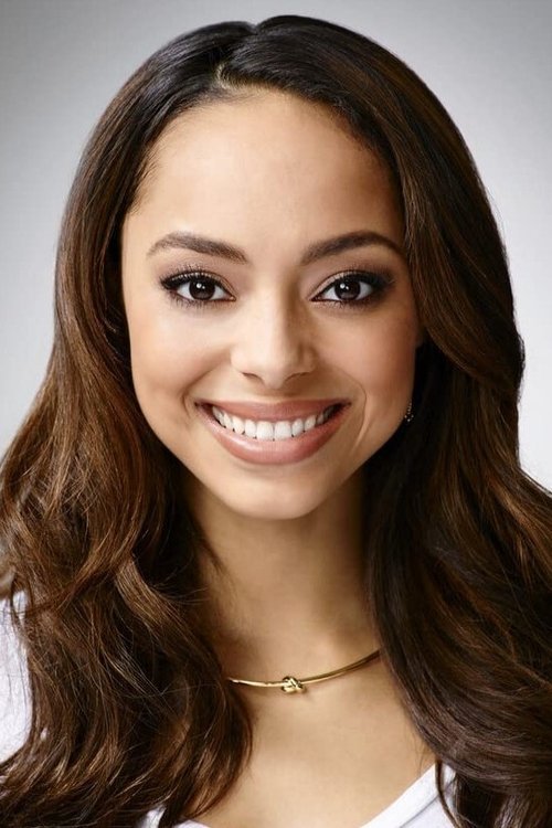 Porträt von Amber Stevens West