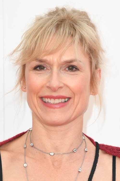 Porträt von Amelia Bullmore
