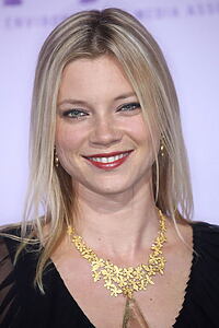 Porträt von Amy Smart
