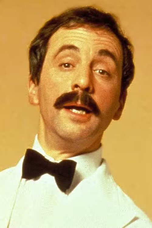 Porträt von Andrew Sachs