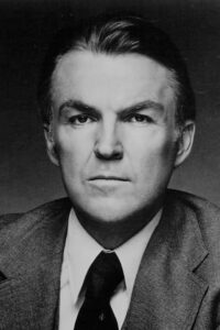 Porträt von Anthony Zerbe