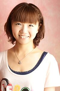 Porträt von Asami Sanada