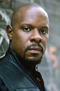 Porträt von Avery Brooks