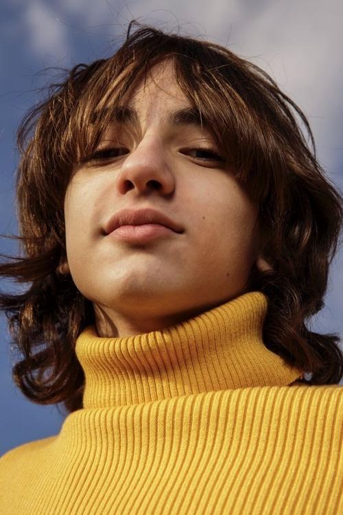 Porträt von Azhy Robertson