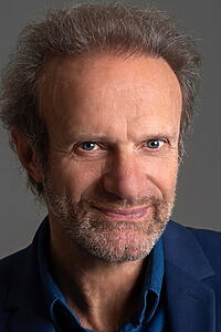 Porträt von Bernard Crombey