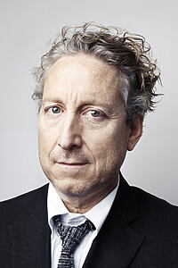 Porträt von Bernard Telsey