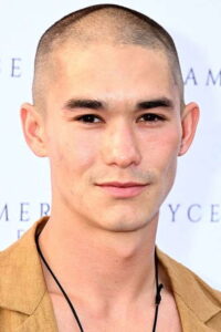 Porträt von Booboo Stewart