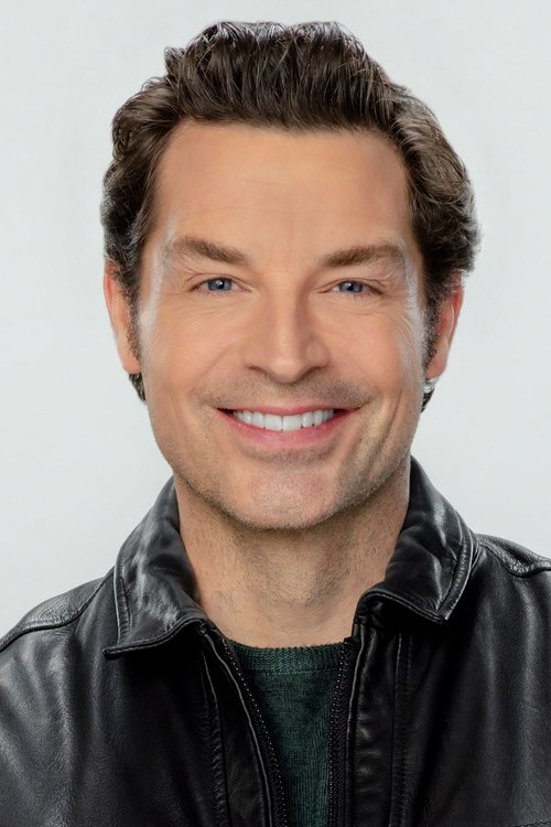 Porträt von Brennan Elliott