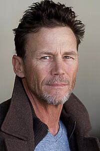Porträt von Brian Krause