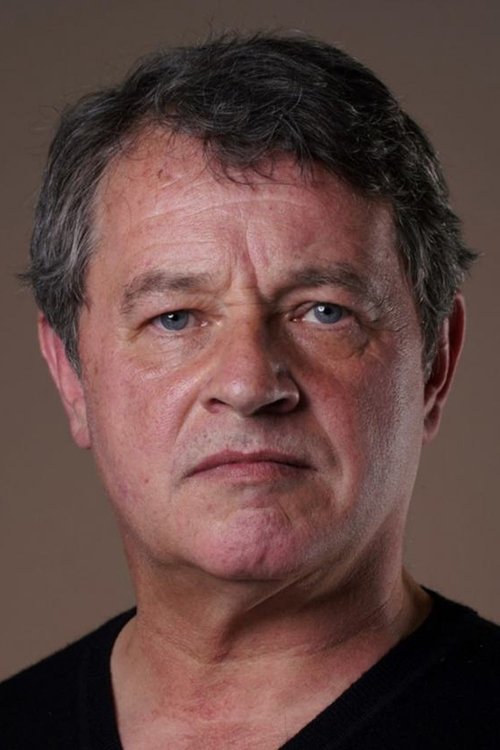 Porträt von Brian McCardie