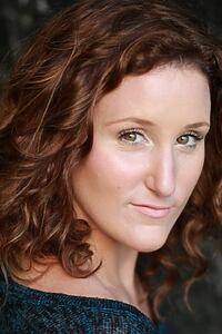Porträt von Bronagh Waugh