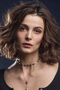Porträt von Büşra Develi