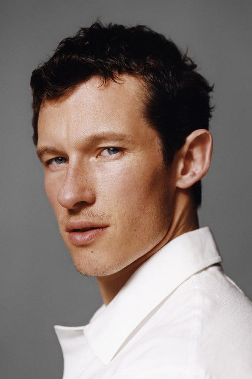 Porträt von Callum Turner