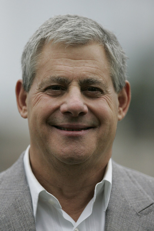 Porträt von Cameron Mackintosh