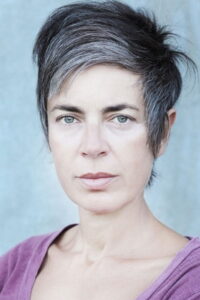 Porträt von Caroline Benjo