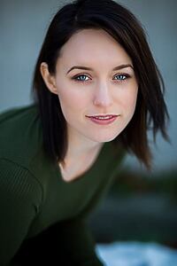 Porträt von Cassandra Ebner