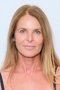 Porträt von Catherine Oxenberg
