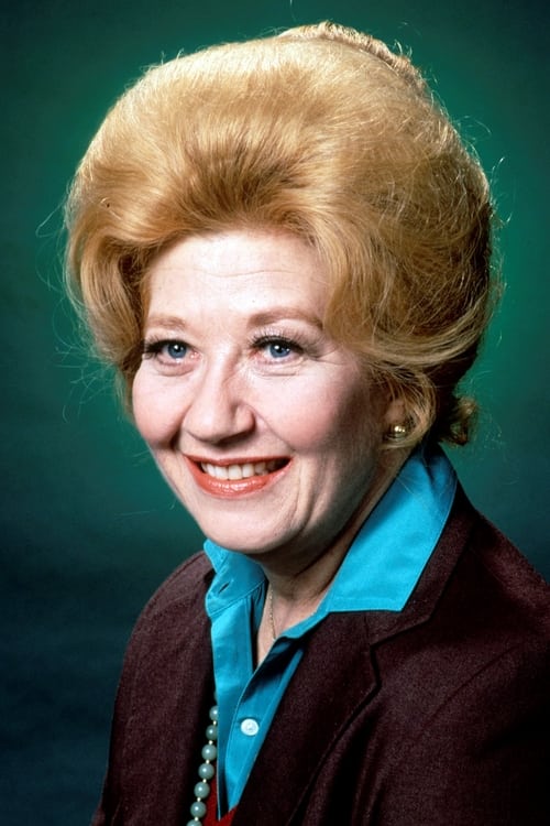 Porträt von Charlotte Rae
