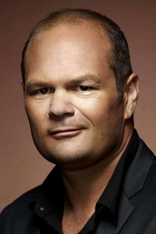 Porträt von Chris Bauer
