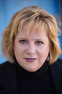 Porträt von Christine Dye