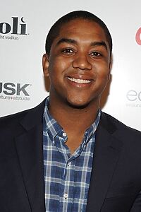 Porträt von Christopher Massey