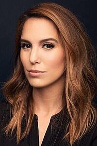 Porträt von Christy Carlson Romano
