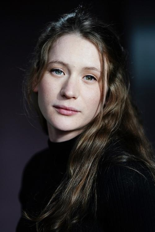 Porträt von Claire Duburcq