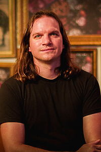 Porträt von Clay Aleman