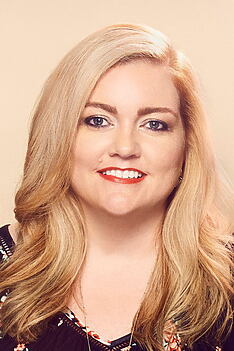 Porträt von Colleen Hoover