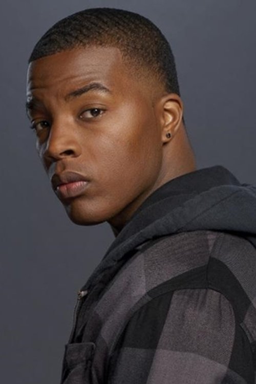 Porträt von Daniel Ezra