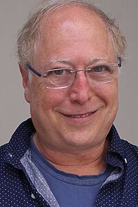 Porträt von Danny Zuker