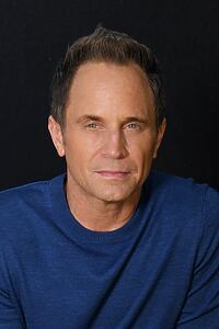 Porträt von David Yost