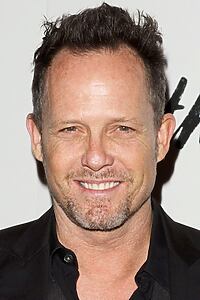 Porträt von Dean Winters