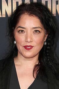 Porträt von Deborah Chow