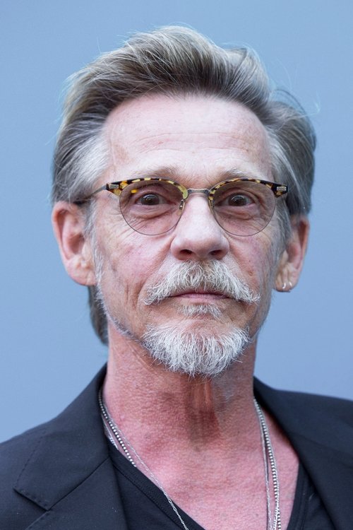Porträt von Dennis Christopher