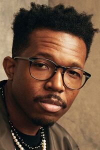 Porträt von Denzel Whitaker