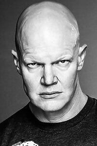 Porträt von Derek Mears