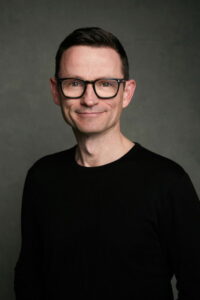 Porträt von Derl McCrudden