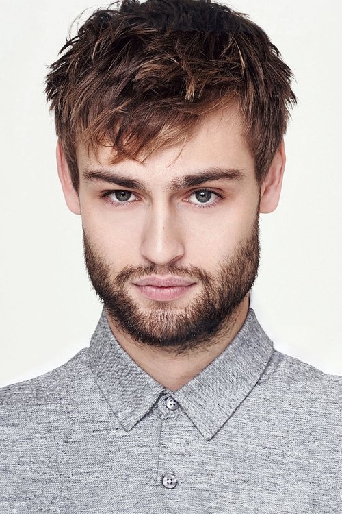 Porträt von Douglas Booth