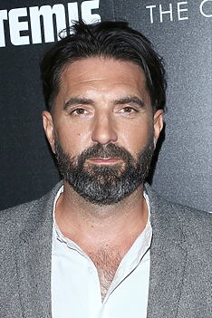 Porträt von Drew Pearce
